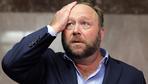 Twitter sperrt Alex Jones