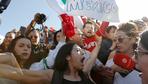 Hunderte Mexikaner protestieren gegen Migrantentreck