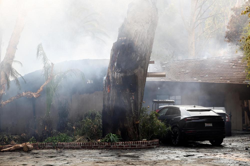 Kalifornien Waldbrand In Malibu Au Er Kontrolle Zeit Online