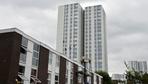 In England fallen viele Hochhäuser durch den Sicherheitstest