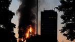 Hochhaus in London steht in Flammen