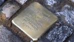 Dass Stolpersteine herausgerissen werden, zeigt, wie wichtig sie sind