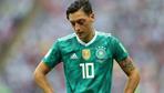 Mehrheit sieht keinen Rassismus in Özil-Kritik