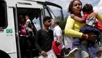 Einwohner greifen Flüchtlingslager von Venezolanern an