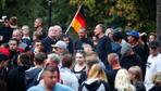 Angela Merkel zeigt sich empört über Naziparolen in Köthen