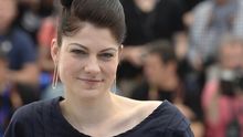 Die deutsche Regisseurin Katrin Gebbe vor der Premiere ihres Films "Tore tanzt" in Cannes