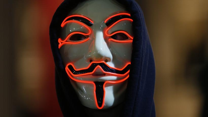 "In Shitgewittern": Die Guy-Fawkes-Maske, hier bei einem Protest in London, ist zum Symbol anonymer Mobilisierung geworden.