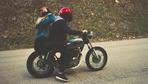 "Menschen mit Motorrädern brechen wieder aus Zwängen aus"