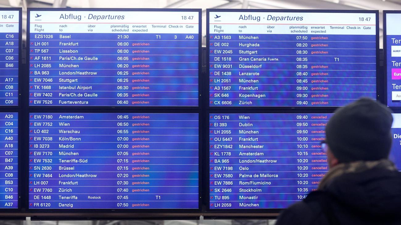 Tarifkonflikt G Hnende Leere Am Flughafen Warnstreik Der