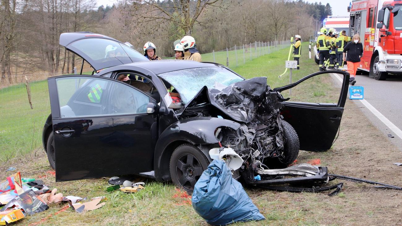 Verkehr Zwei Tote Bei Unfall Am Bodensee Kollision Im Gegenverkehr