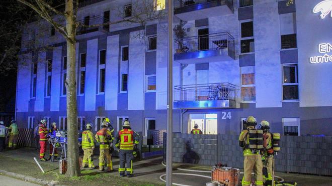 Brand Bett Brennt J Hrige Stirbt Durch Feuer In Krefeld Zeit Online