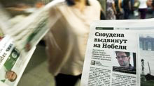 In dieser Zeitung steht: "Snowden wird für den Nobelpreis nominiert."