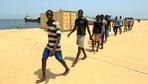 Macron will Flüchtlingshotspots in Libyen noch in diesem Sommer