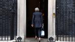 May bereitet Austritt ohne Abkommen vor