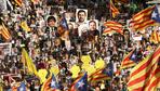 Zehntausende Separatisten demonstrieren in Barcelona