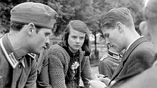 Mitglieder der Widerstandsgruppe "Weiße Rose": Hans Scholl, Sophie Scholl und Christoph Probst (v.l.n.r.), Foto von 1942
