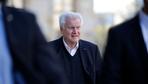 Seehofer wehrt sich gegen Kritiker