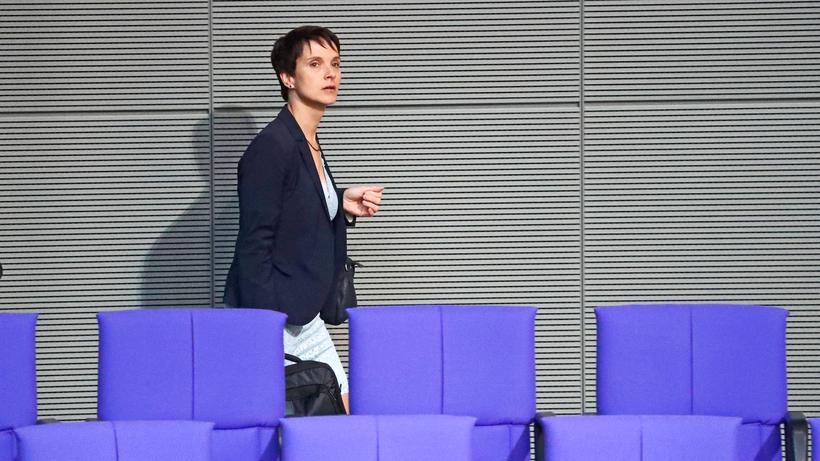 Meineid-Verfahren: Frauke Petry gehört als fraktionslose Abgeordnete dem Deutschen Bundestag an.