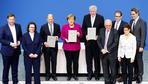 Union und SPD unterschreiben Koalitionsvertrag