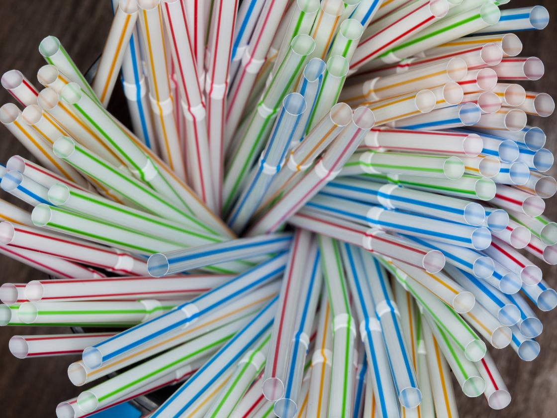 Plastikstrohhalme: Aus für die Killerhalme