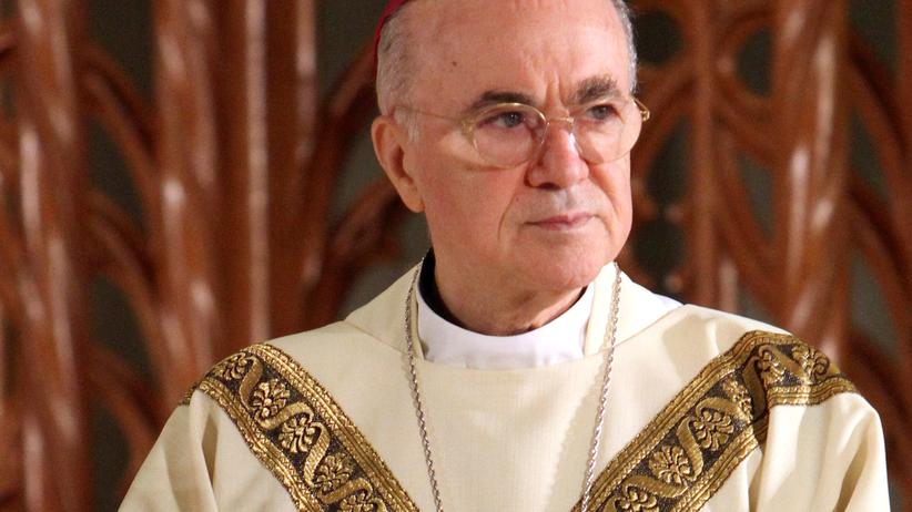 Carlo Maria Vigano: Ein Erzbischof sieht rot | ZEIT ONLINE
