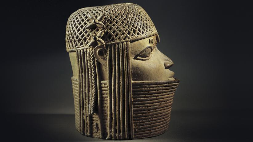 Kunst der Kolonialzeit: Eine der berühmten Benin-Bronzen aus dem 18. Jahrhundert. Zurzeit noch im Museum für Kunst und Gewerbe Hamburg