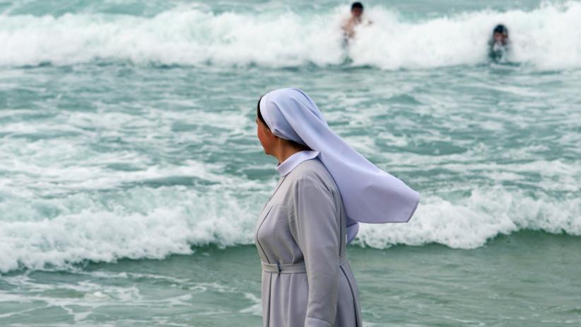 Katholische Kirche: Das Schicksal von Ordensfrauen, die sexuelle Gewalt erlitten haben, war lange ein ganz eigenes Tabu.