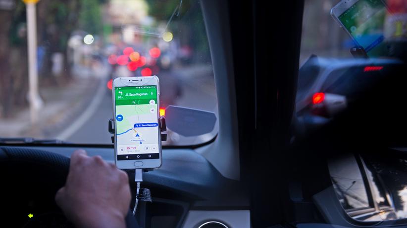 Maschinelles Lernen: Milliarden von Smartphones verwenden längst KI.