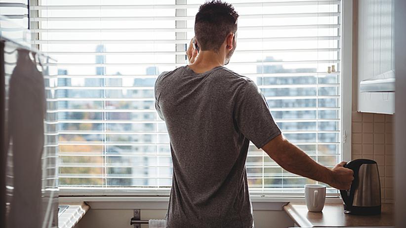 Headhunter: Das Angebot kommt von einem Technologiekonzern, ich soll eine Redaktion aufbauen. 