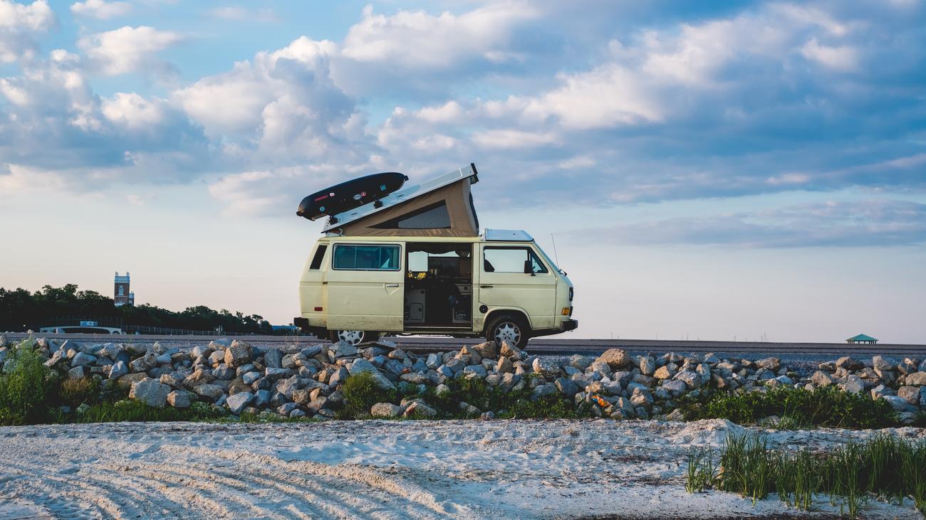 VW Caddy Beach - Reisemobil für einen Tag am Meer