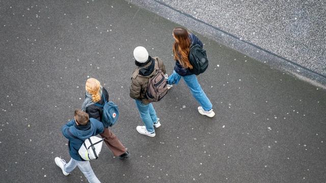 Ostdeutsche Bundesländer: Abwanderung junger Menschen aus Ostdeutschland hält an