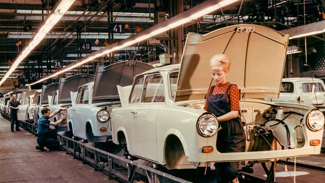 Frauen in der DDR: "Die Arbeiterinnen der DDR sind faszinierend"