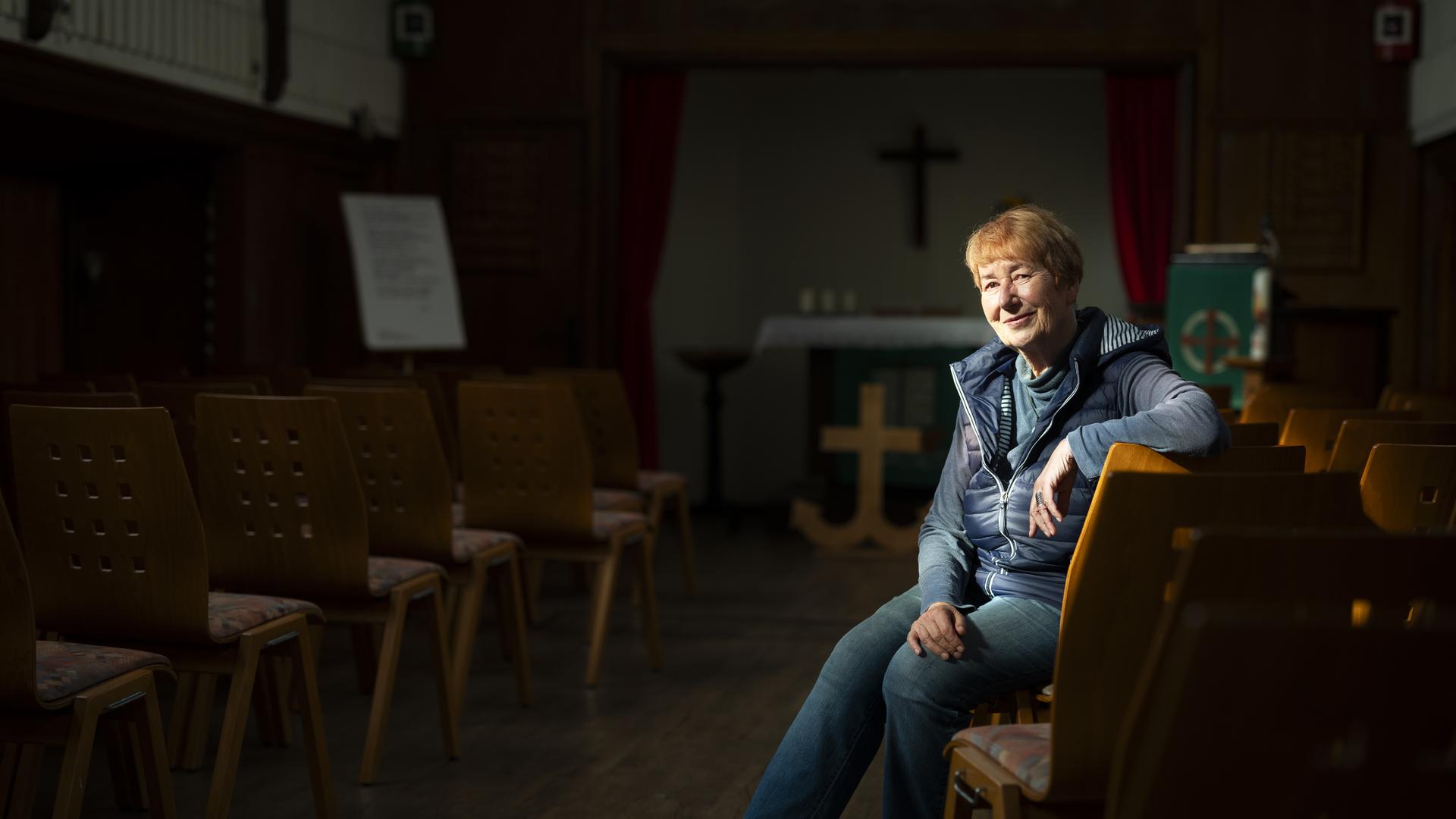 Flussschifferkirche Hamburg: Gott schippert mit