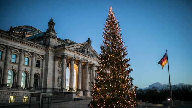 Wahlkampf in der Weihnachtszeit: O Tannenbaum