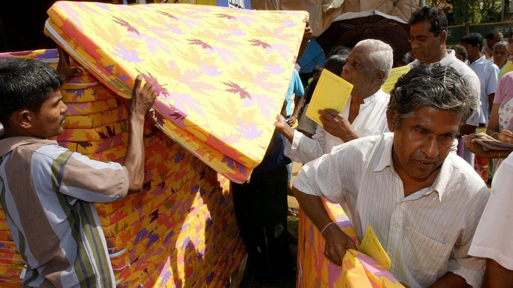  Sri Lanka nach der Tsunamikatastrophe an Weihnachten 2004