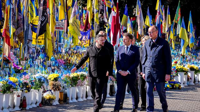 Ukrainekrieg: Merz, Macron, Starmer und Tusk zu Besuch in Kyjiw