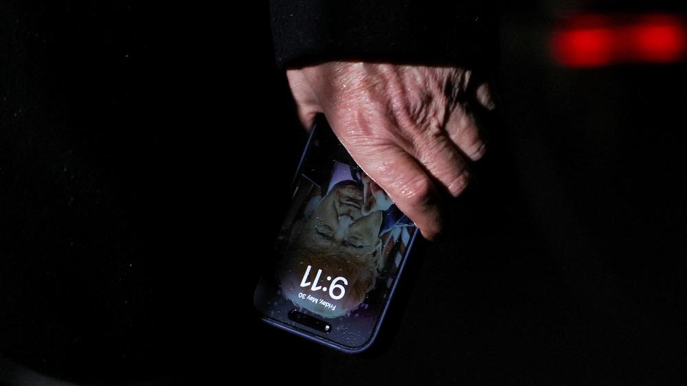  Die Trump-Familie lässt ihr eigenes Smartphone herstellen. Allerdings soll es nun doch nicht wie angekündigt in den USA produziert werden.