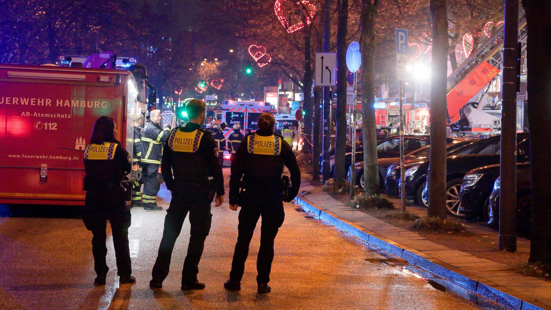 Elbvertiefung: Der tägliche Newsletter aus Hamburg: Hamburg "on fire"! Die Berufsfeuerwehr feiert G…