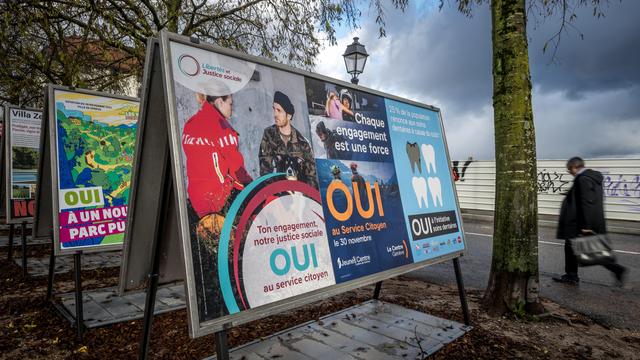 Volksentscheide: Schweizer stimmen über Dienstpflicht und Klimasteuer für Reiche ab