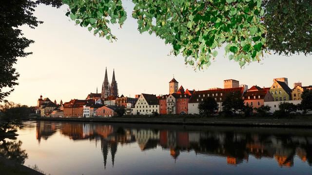 Regensburg: Unser Kaufhof soll islamisch werden