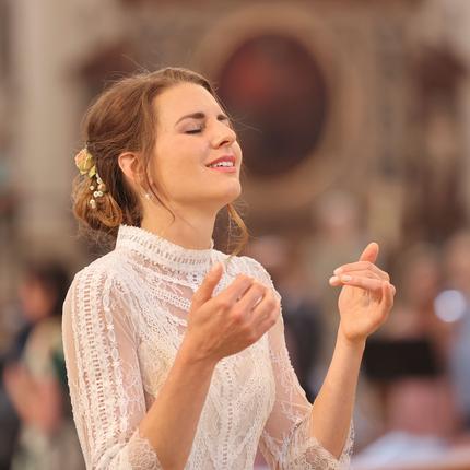 Bernadette Lang: Ihre Weihe zelebrierte Bernadette Lang im großen Stil im Salzburger Dom – das stieß auf heftige Kritik.