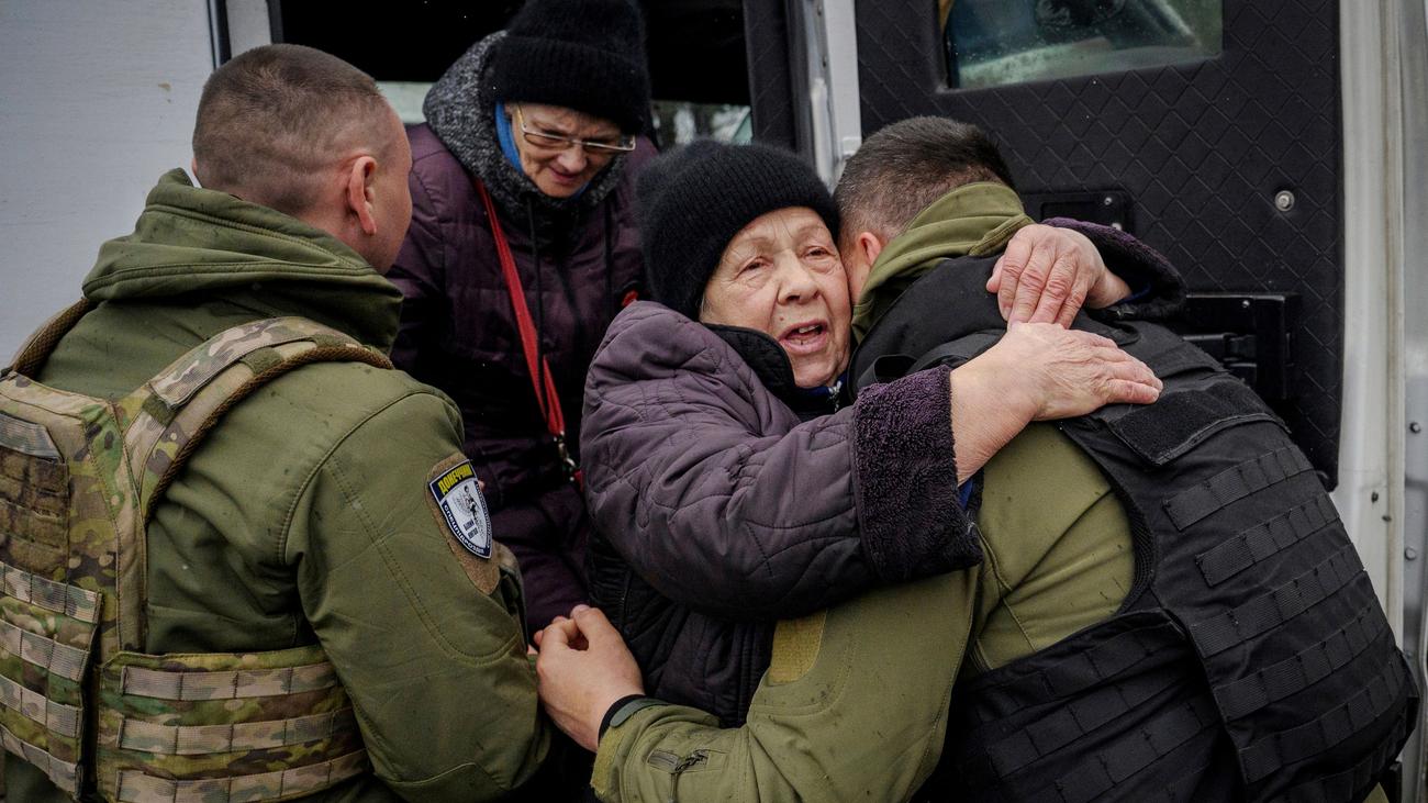 Donbass: Am Himmel kreisen die Drohnen