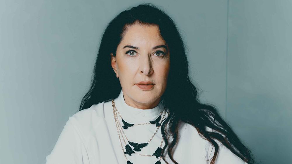  "Ich hatte Angst vor meiner Mutter", sagt die Performance-Künstlerin Marina Abramović im Interview.