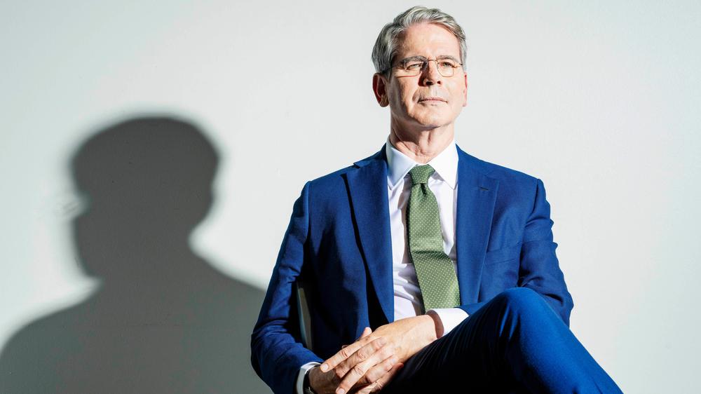  Scott Bessent, 62, war ein erfolgreicher Hedgefondsmanager, bevor er US-Finanzminister wurde.
