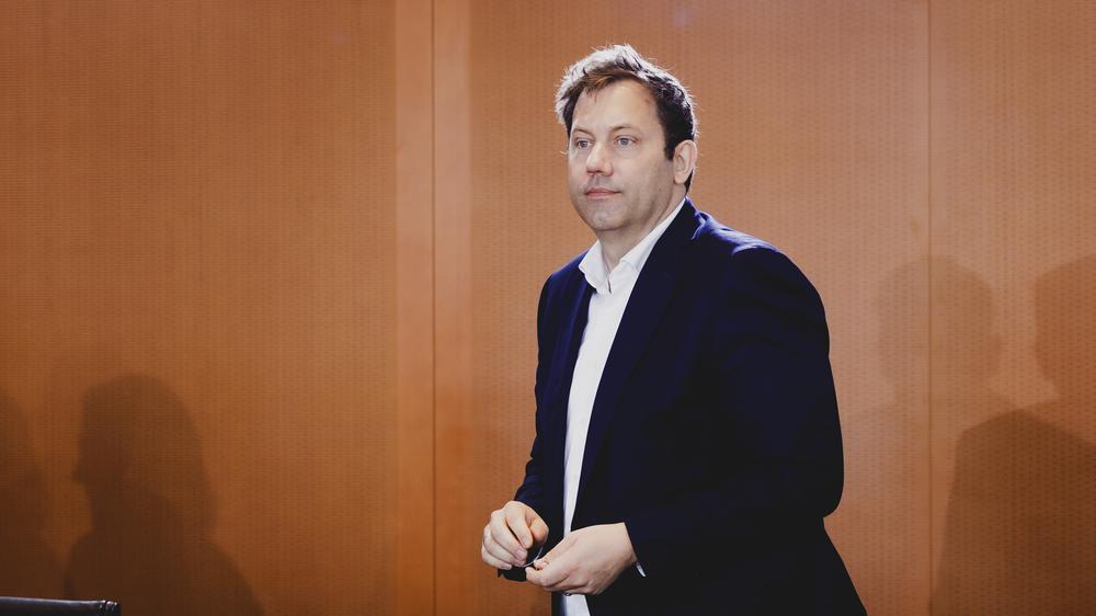  Lars Klingbeil ist auf der Suche nach 150 Milliarden Euro.