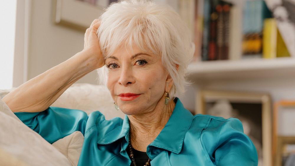  Isabel Allende, geboren 1942, hat bis heute 80 Millionen Bücher verkauft.