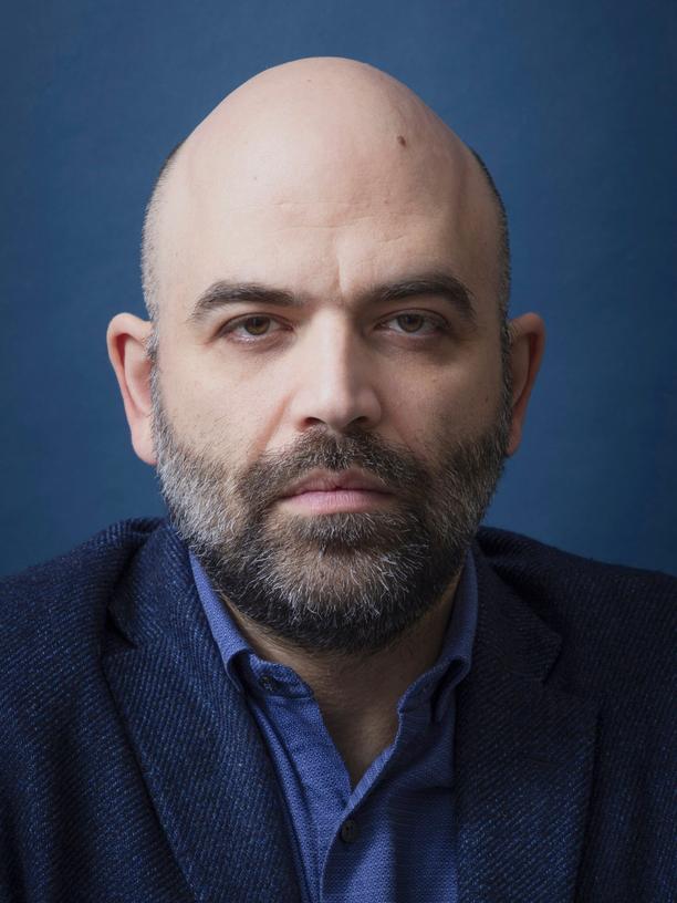 Roberto Saviano: Roberto Saviano, 46, Autor, lebt unter Polizeischutz.