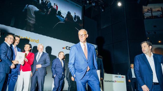 (+) Schwarz-rote Koalition: Platz-Patronen