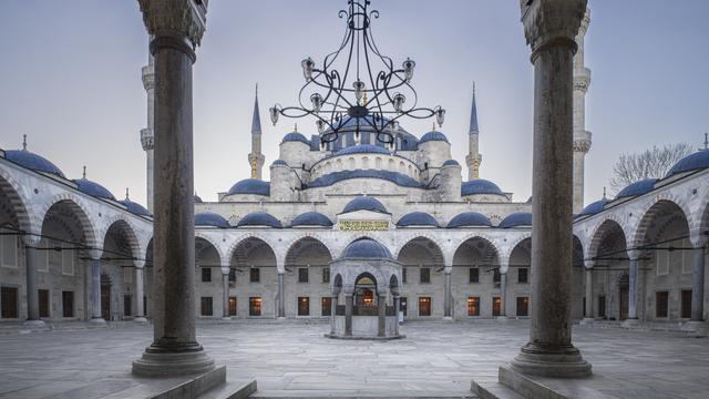 (+) Papstreise : Ein Amerikaner will entwaffnen