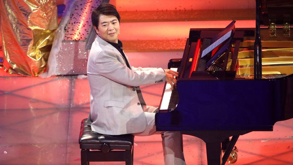  Lang Lang in der ARD-TV-Show "Das Adventsfest der 100.000 Lichter"